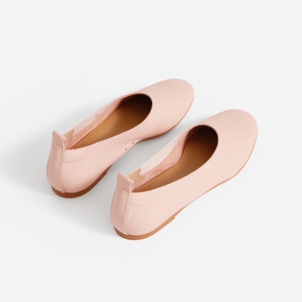 Everlane The Italian Leather Day Glove in “Rose”